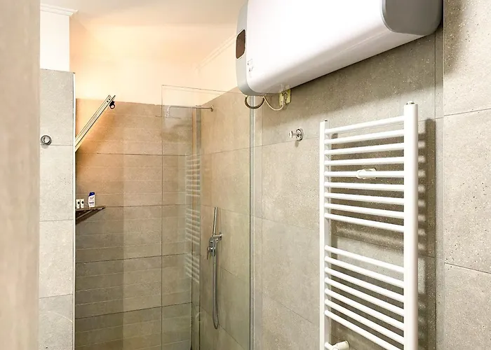 Apartament Modern At New Bazaar,