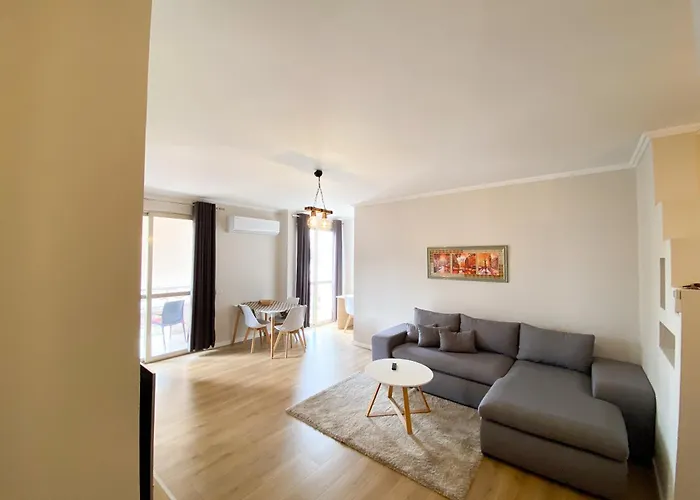 Modern At New Bazaar, Apartament *