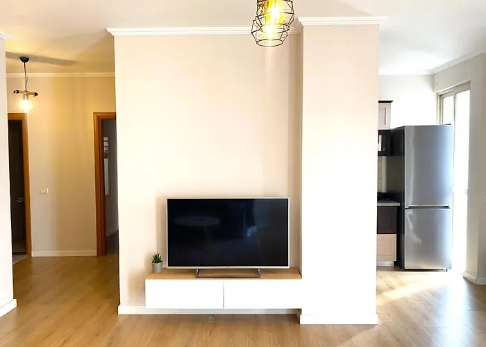 Modern At New Bazaar, Tirana