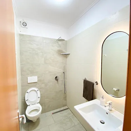 Modern At New Bazaar, Tirana