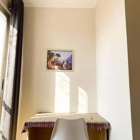 Modern At New Bazaar, Apartament Tirana