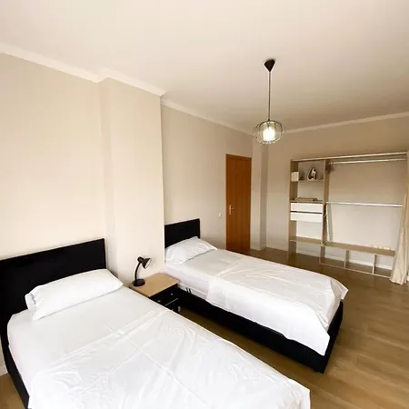 Modern At New Bazaar, Apartament