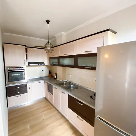 Modern At New Bazaar, Apartament