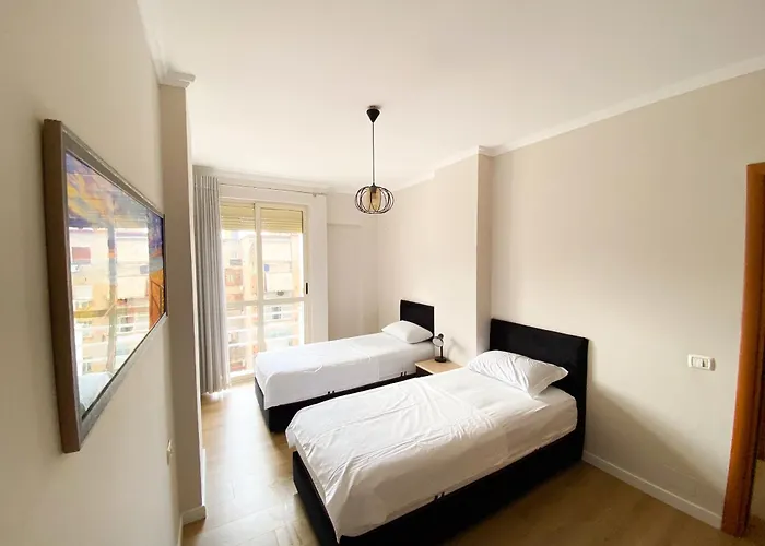 Apartament Modern At New Bazaar,