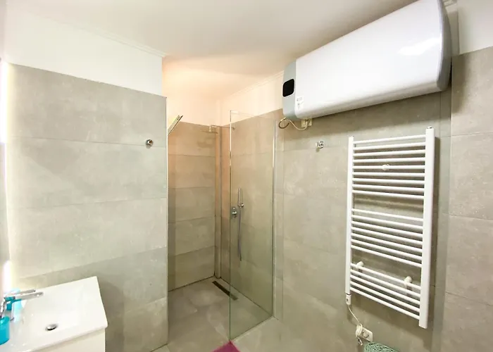 Modern At New Bazaar,